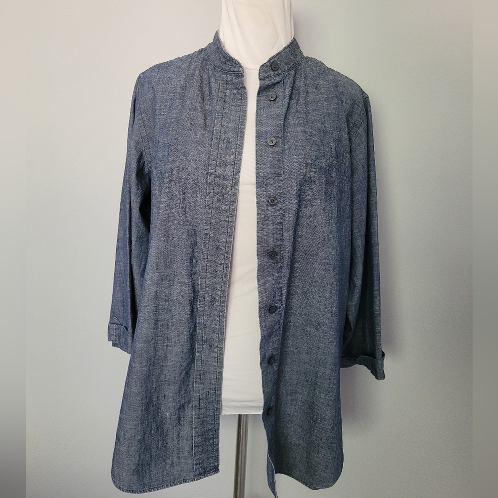 Liz Clairborne soft denim, Tunic style shirt, button‎ up